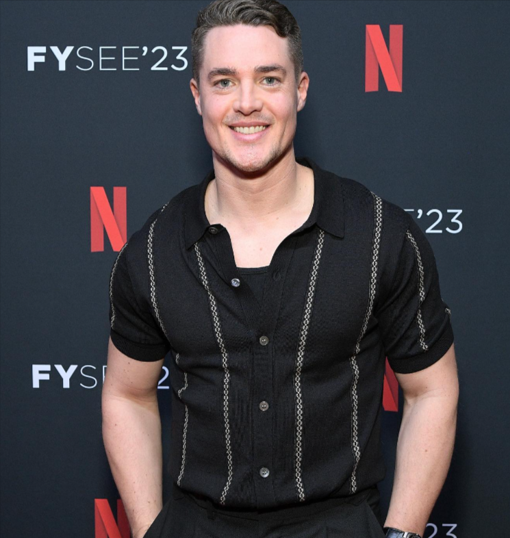 How Old is Alexander Dreymon