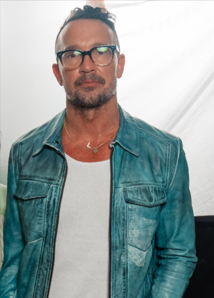 How Old is Carl Lentz