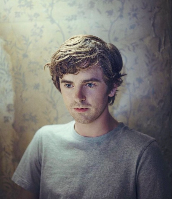 How Old is Freddie Highmore