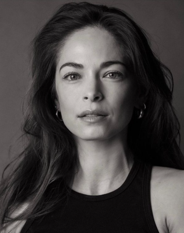 How Old is Kristin Kreuk