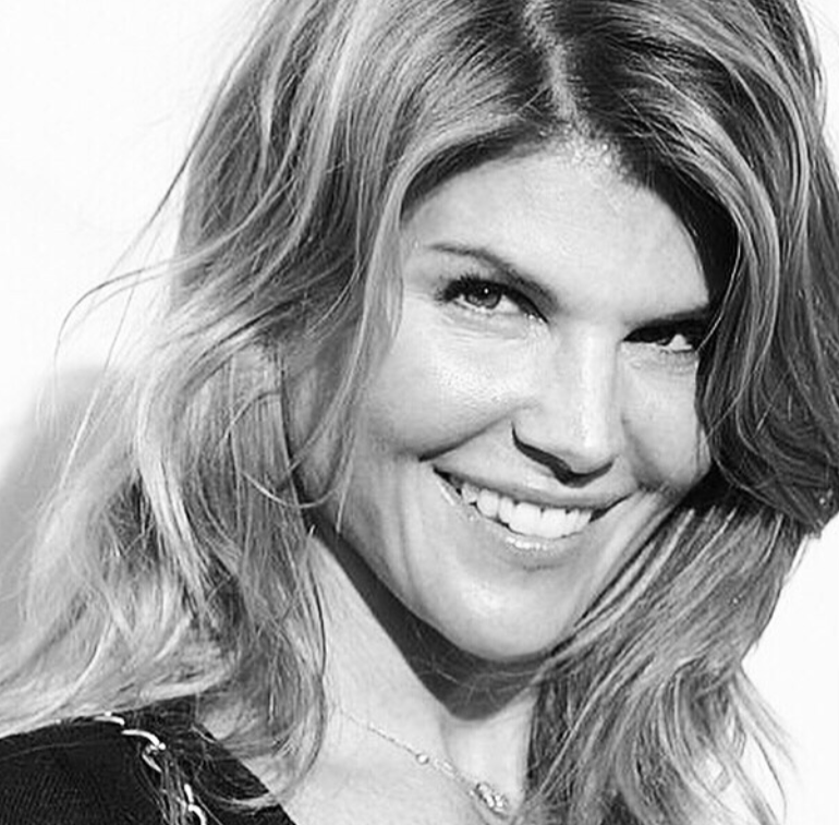 How Old is Lori Loughlin