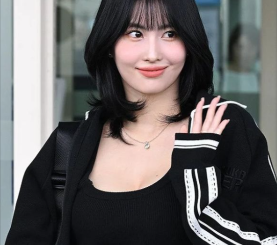 How Old is Momo