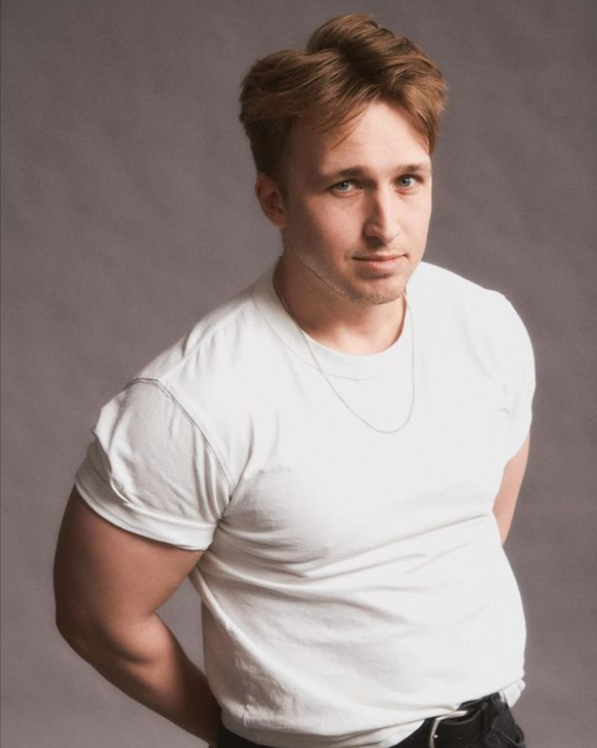 How Old is Shayne Topp